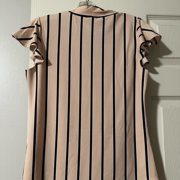 NEW with tags. Dress shirt. Size Small - Picture 3 of 3